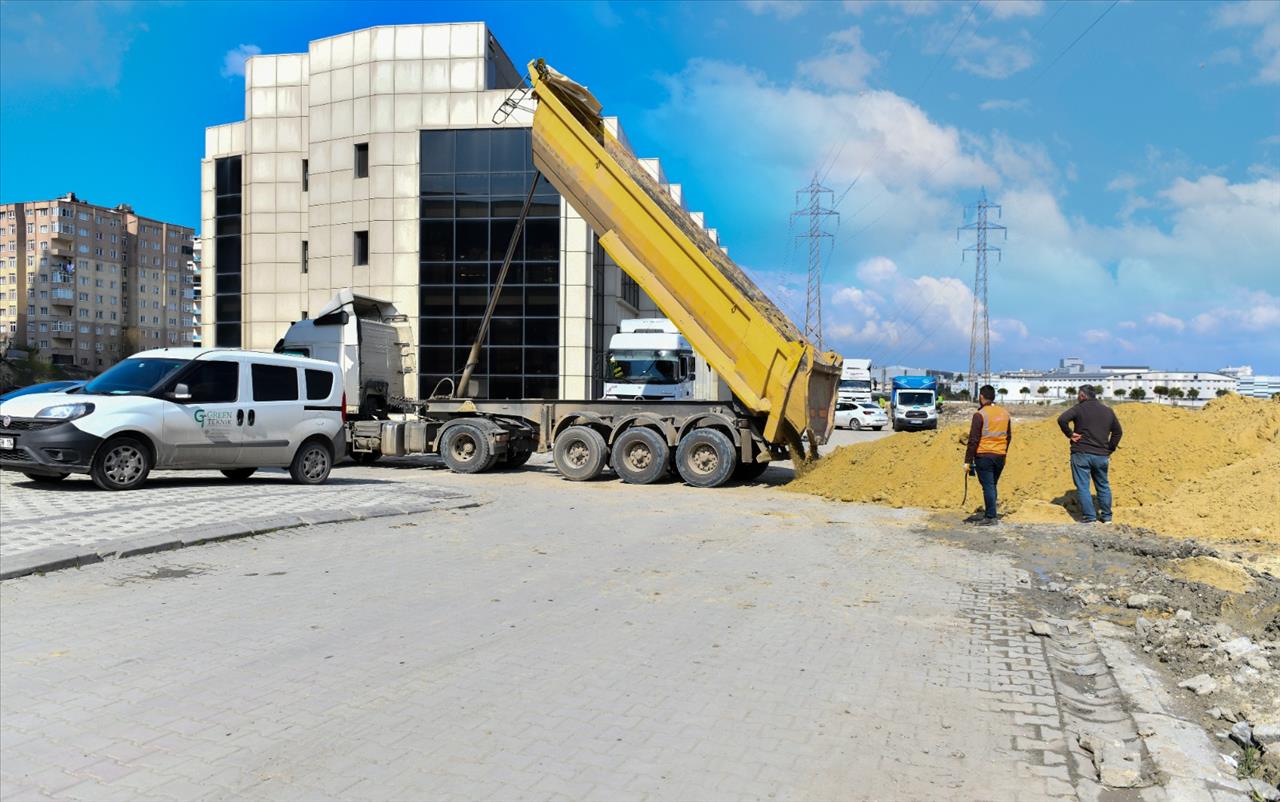 Esenyurt’ta Bir İlk: Çocuklar İçin At Binicilik Tesisi 