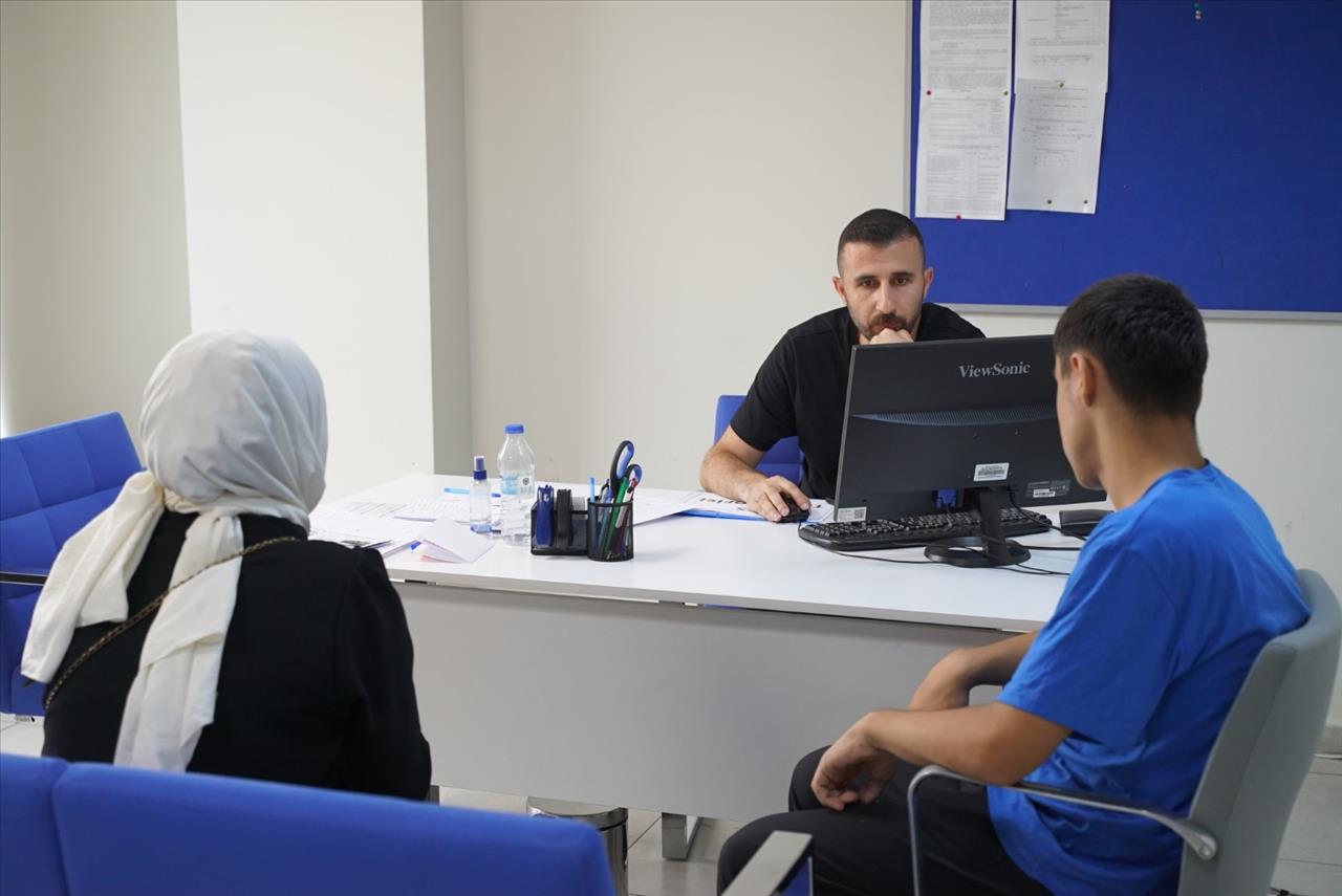 Esenyurt Belediyesi’nden Lise Adaylarına Tercih Desteği