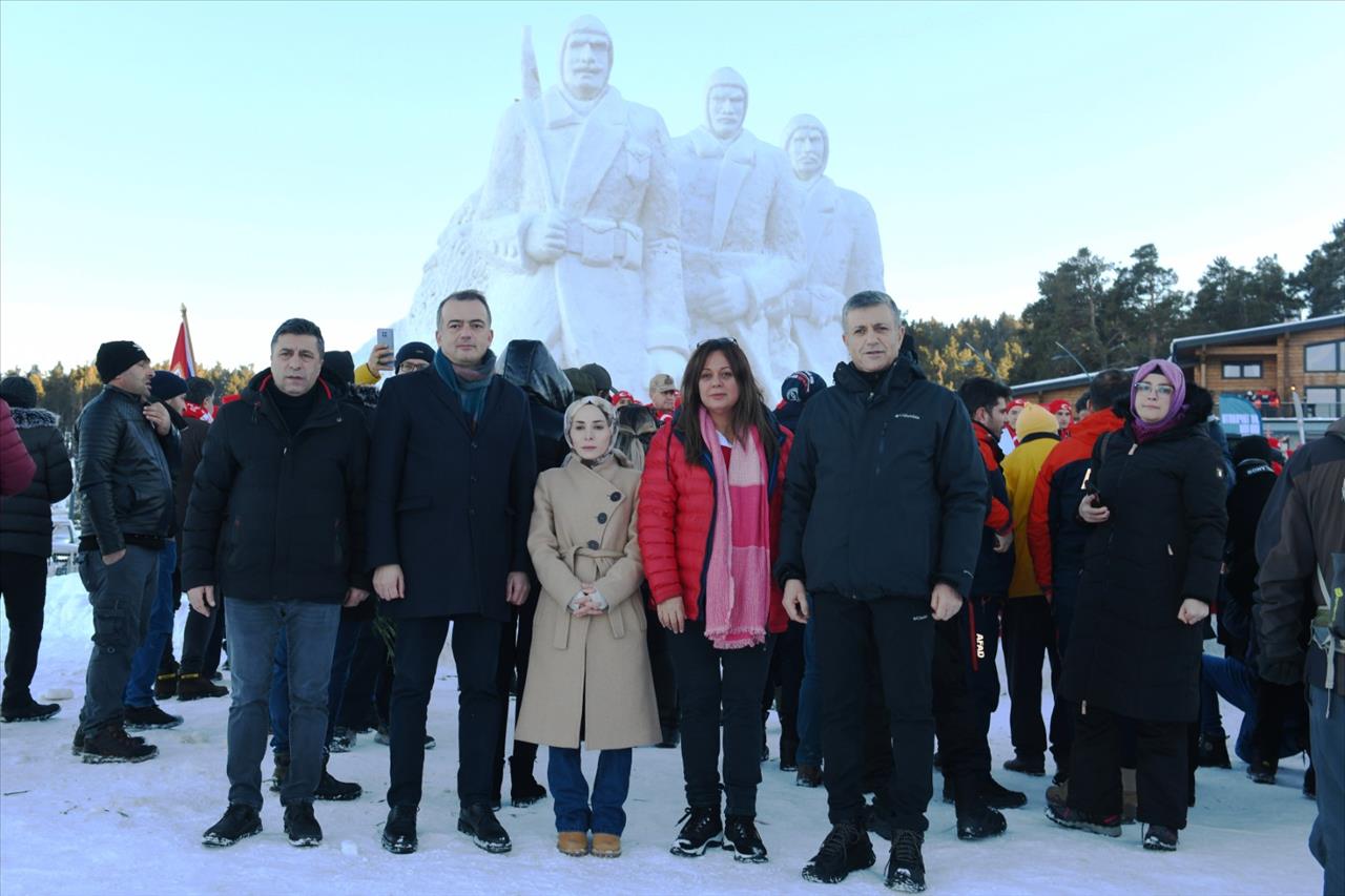 Sarıkamış Şehitleri Anıldı