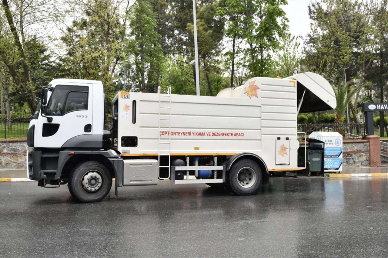 Esenyurt’un Sokaklarında Bayram Temizliği