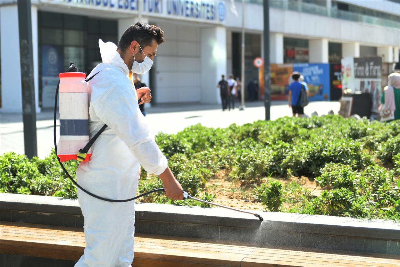 Esenyurt’ta Dezenfeksiyon Çalışmaları Devam Ediyor