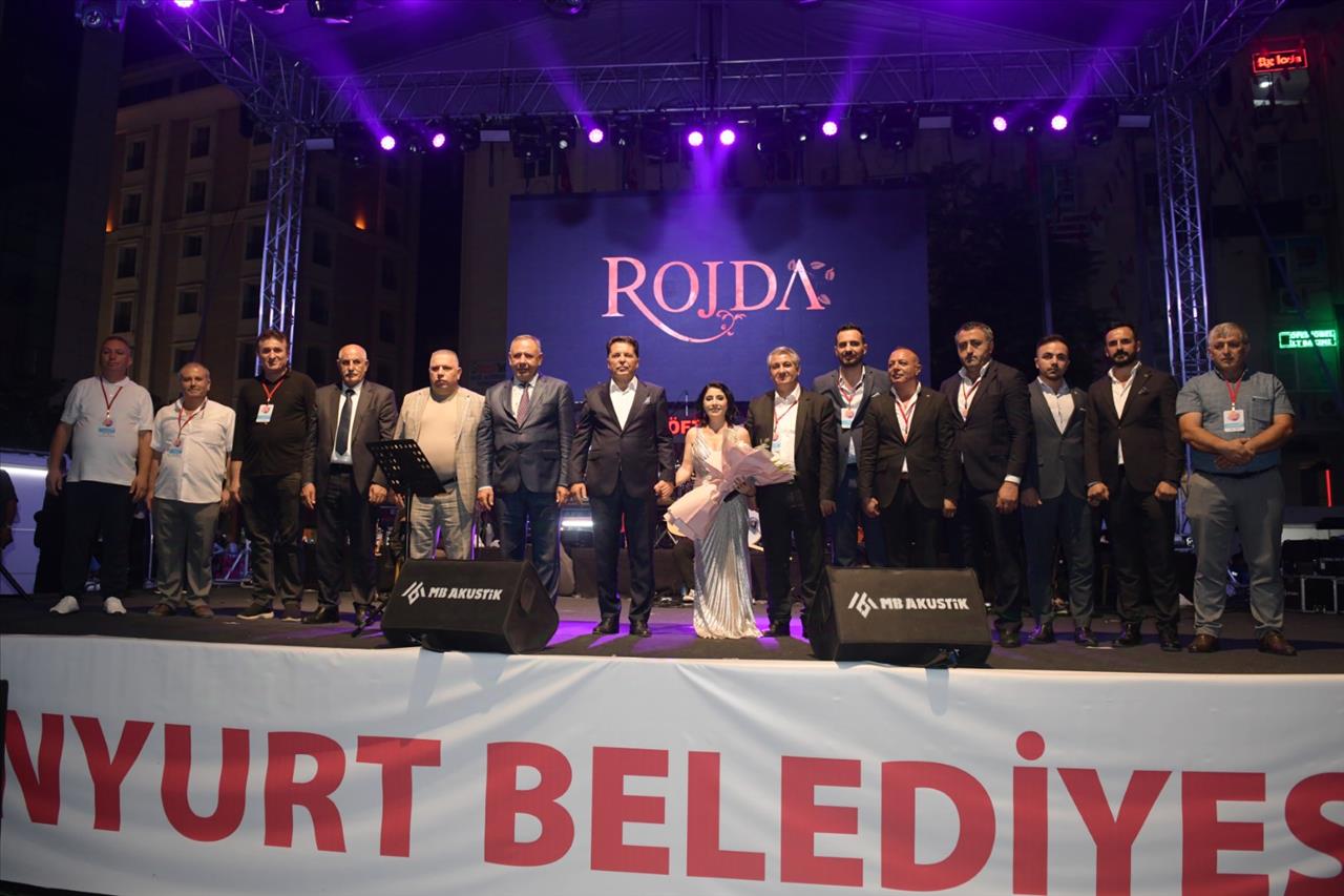 Kardeş Kültürler Festivali’nde Rojda Rüzgarı…