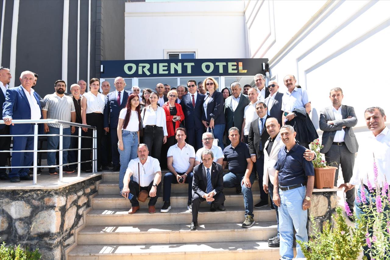 Başkan Özer’den Memleketi Van’a Ziyaret 