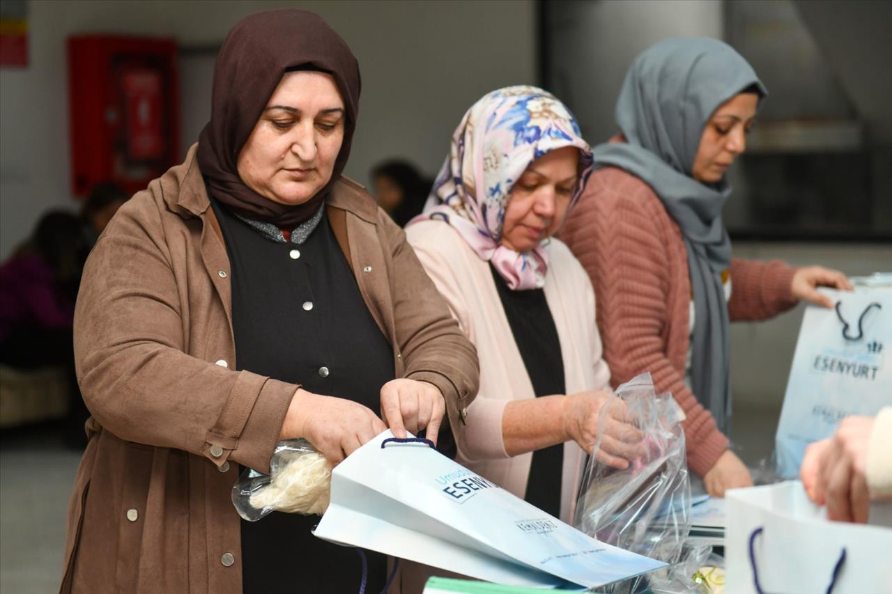 Esenyurtlu Kadınlar Dayanışmayı Sürdürüyor