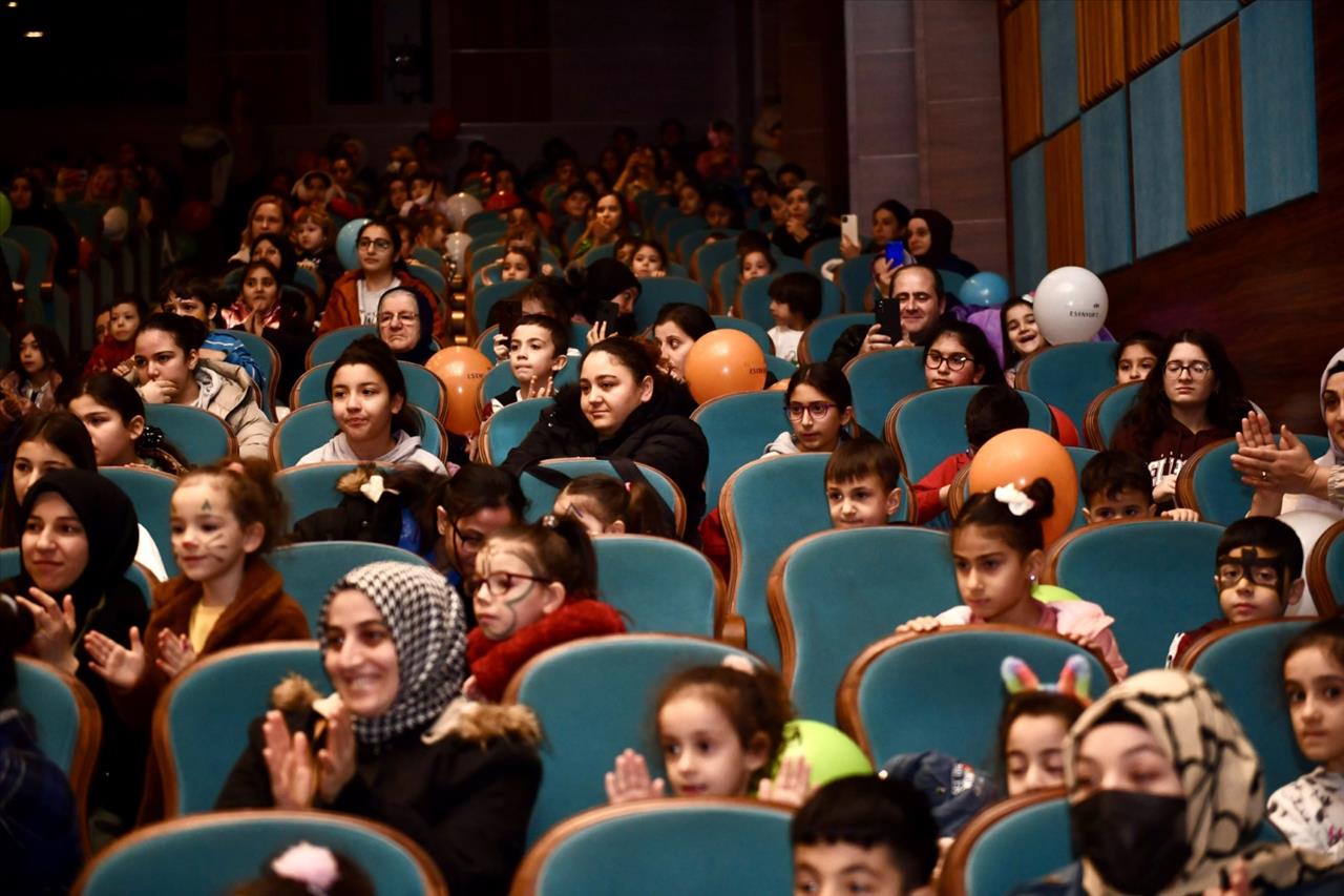 Esenyurt’ta Sömestir Dopdolu Geçiyor