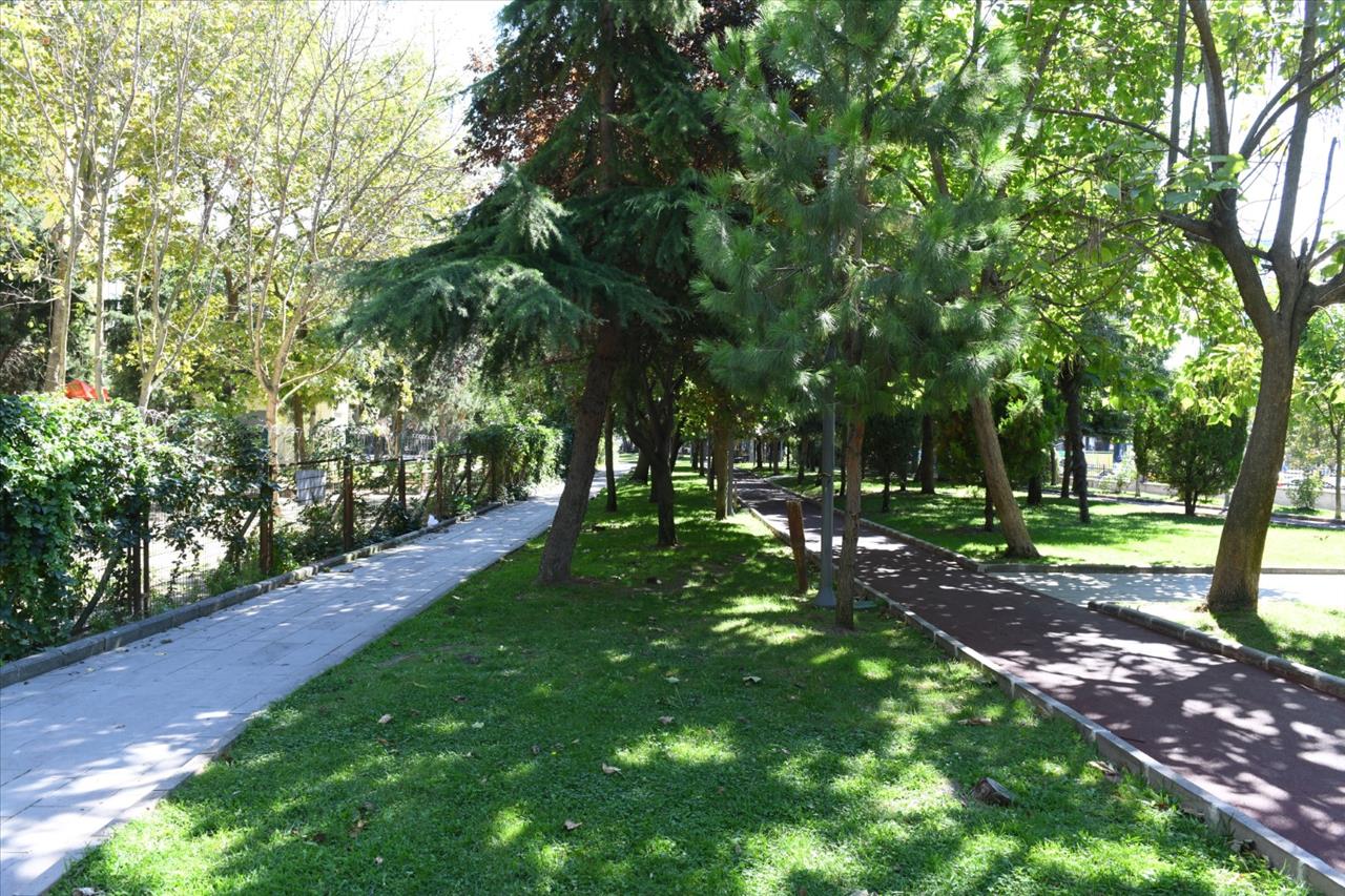 Atatürk Yürüyüş Parkı’nın Yolları Yenilendi