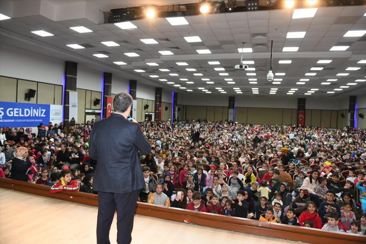 Esenyurtlu Minikler Sömestir Şenliğinde Doyasıya Eğlendi