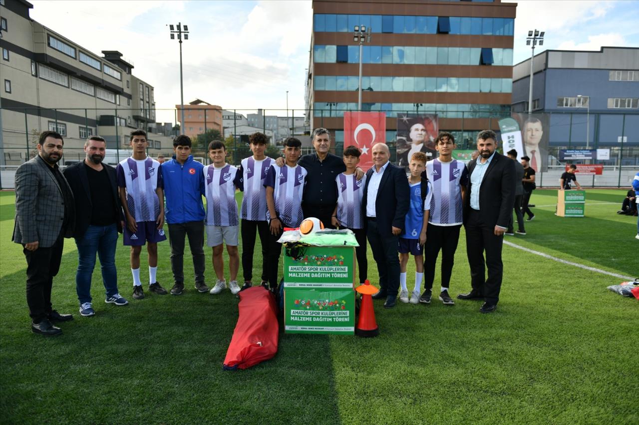 Başkan Bozkurt’tan Amatör Spor Kulüplerine Malzeme Desteği