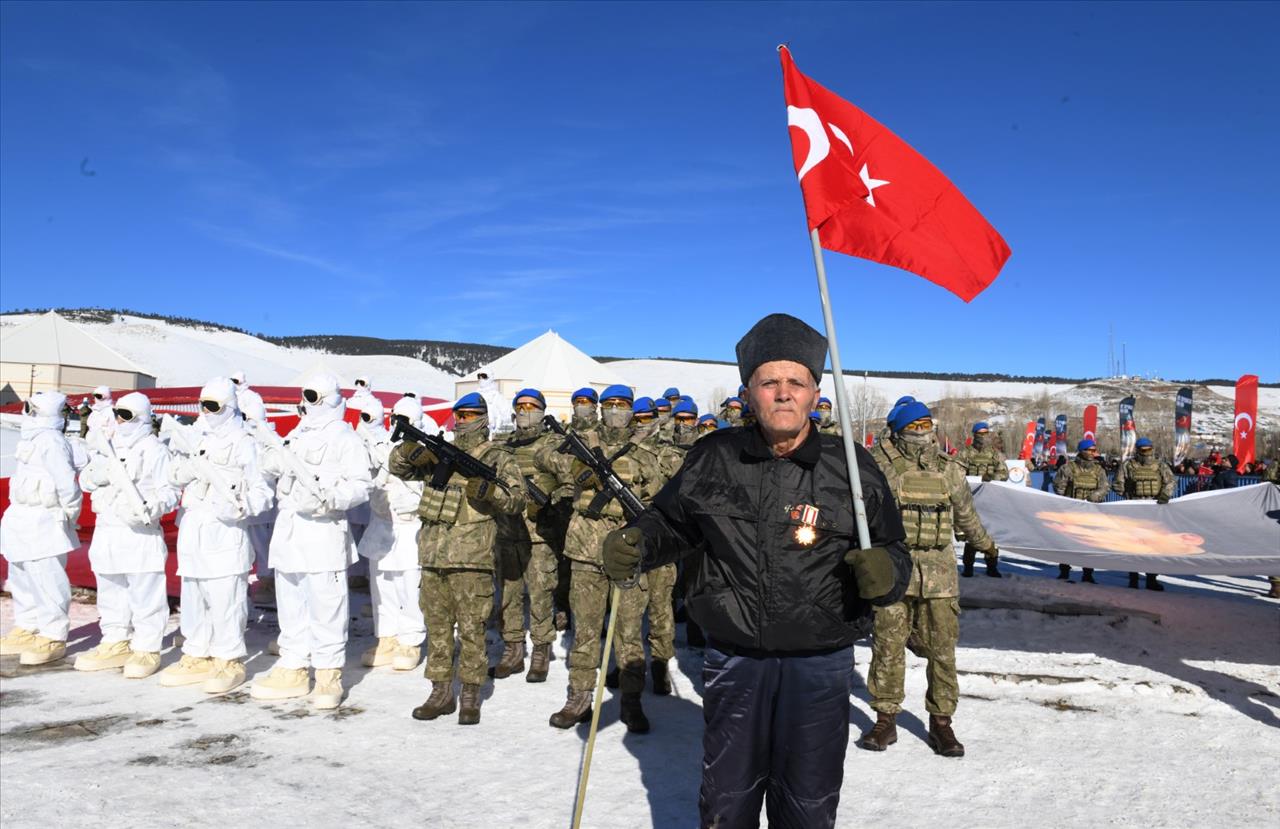 Sarıkamış Şehitleri Anıldı