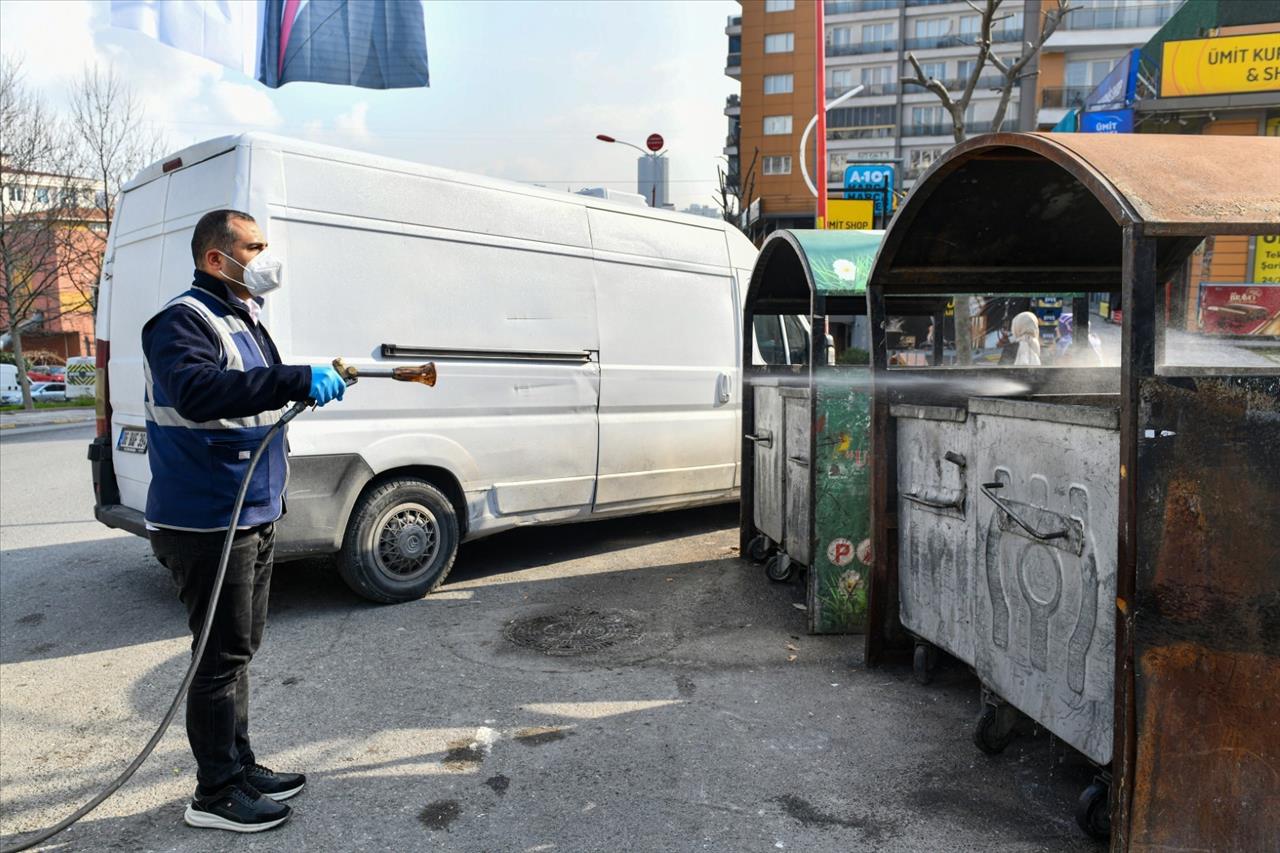 Esenyurt Belediyesi, Haşerelere Karşı Etkin Mücadele Sergiliyor