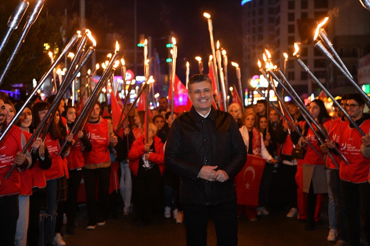 Esenyurt’ta Cumhuriyetin 99. Yılı Coşkuyla Kutlandı