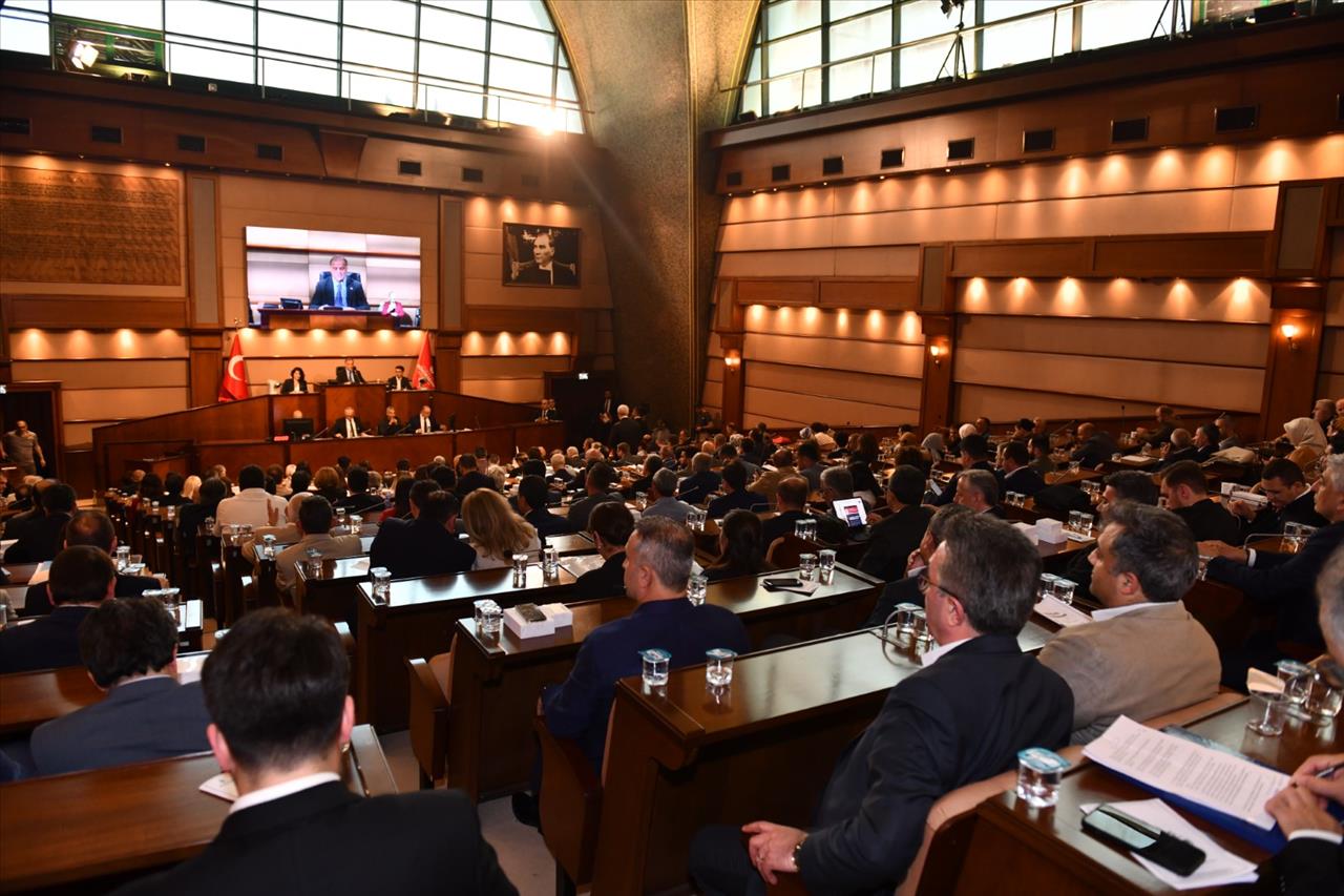 Başkan Özer: Siyasete Bilimin Işığını Katmak İçin Girdim