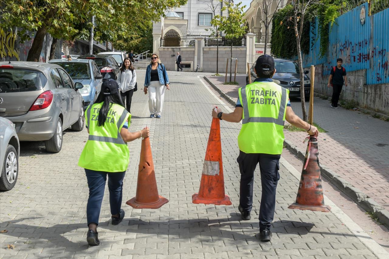 Esenyurt’ta Öğrenciler Güvende. Zabıta Ekipleri Denetimleri Sıkılaştırdı