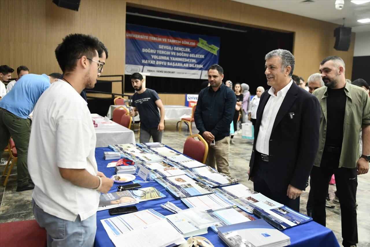 Başkan Bozkurt: Gençler Bizim Geleceğimiz