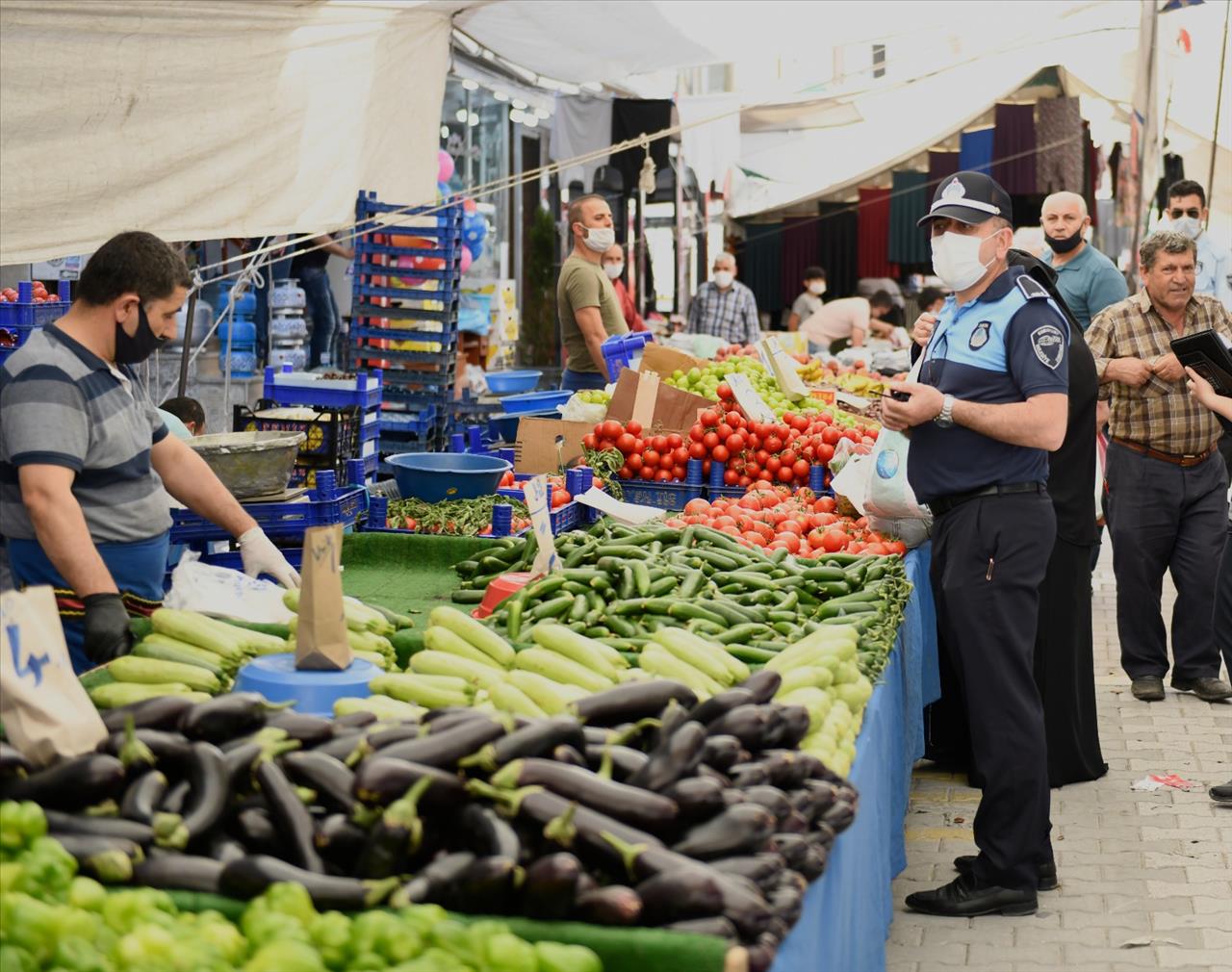 Esenyurt Zabıtası’ndan ‘Yeni Normal’ Denetimi