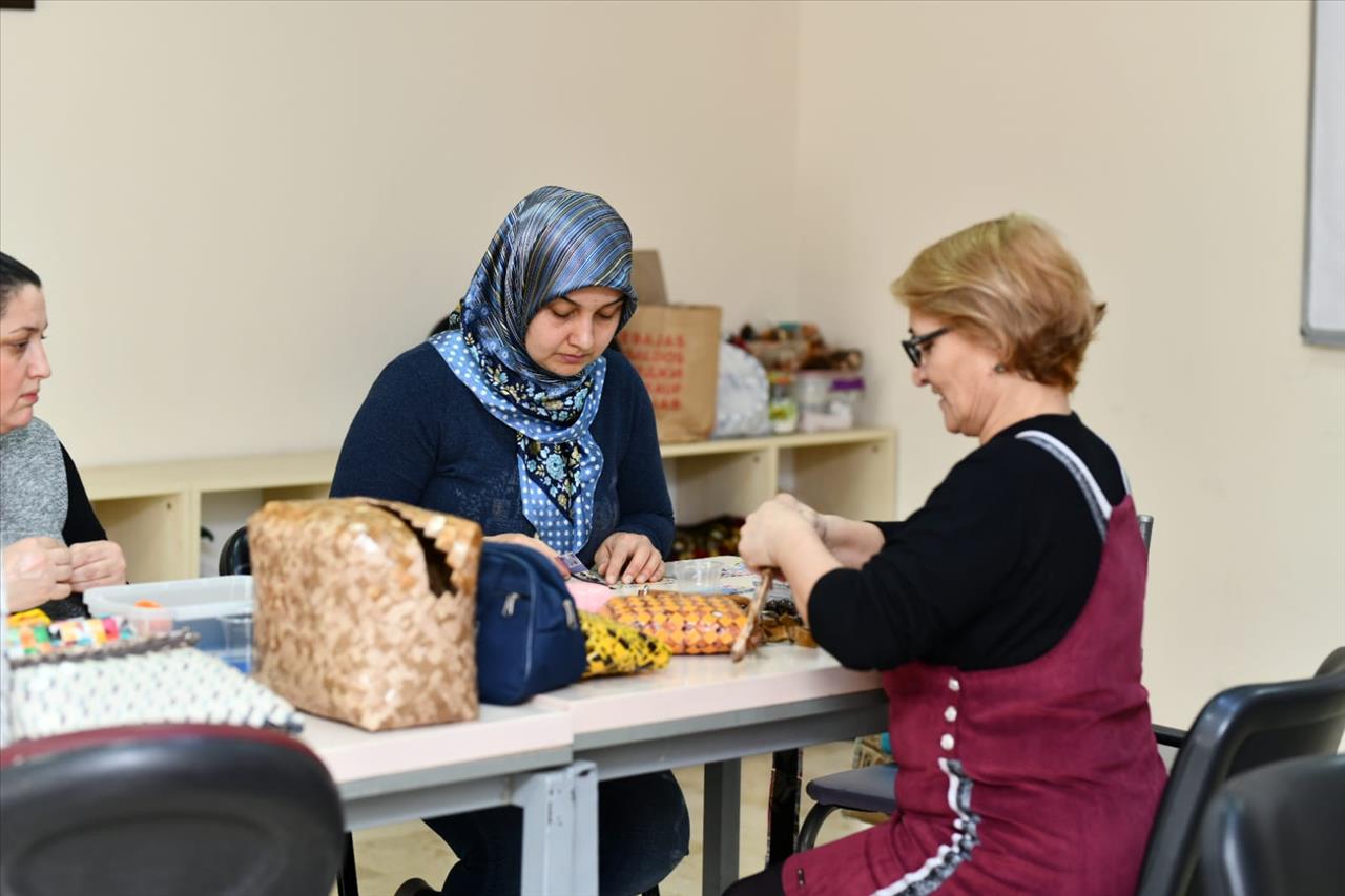 Esenyurtlu Kadınlar Doğa Dostu Ürünler Üretiyor