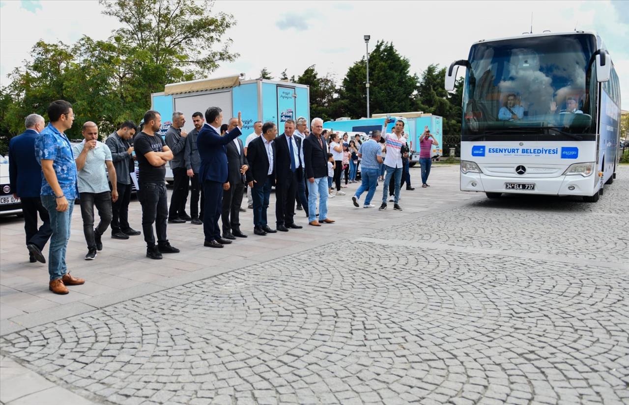 28 Suriyeli Daha Esenyurt’tan Ülkelerine Döndü