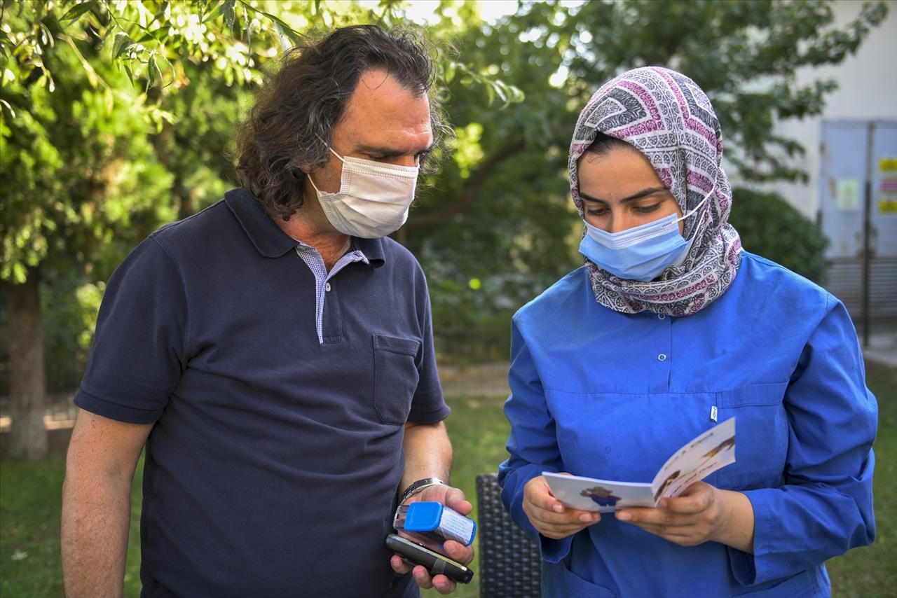 Esenyurt Belediyesi Sokak Hayvanlarını Sahiplendiriyor