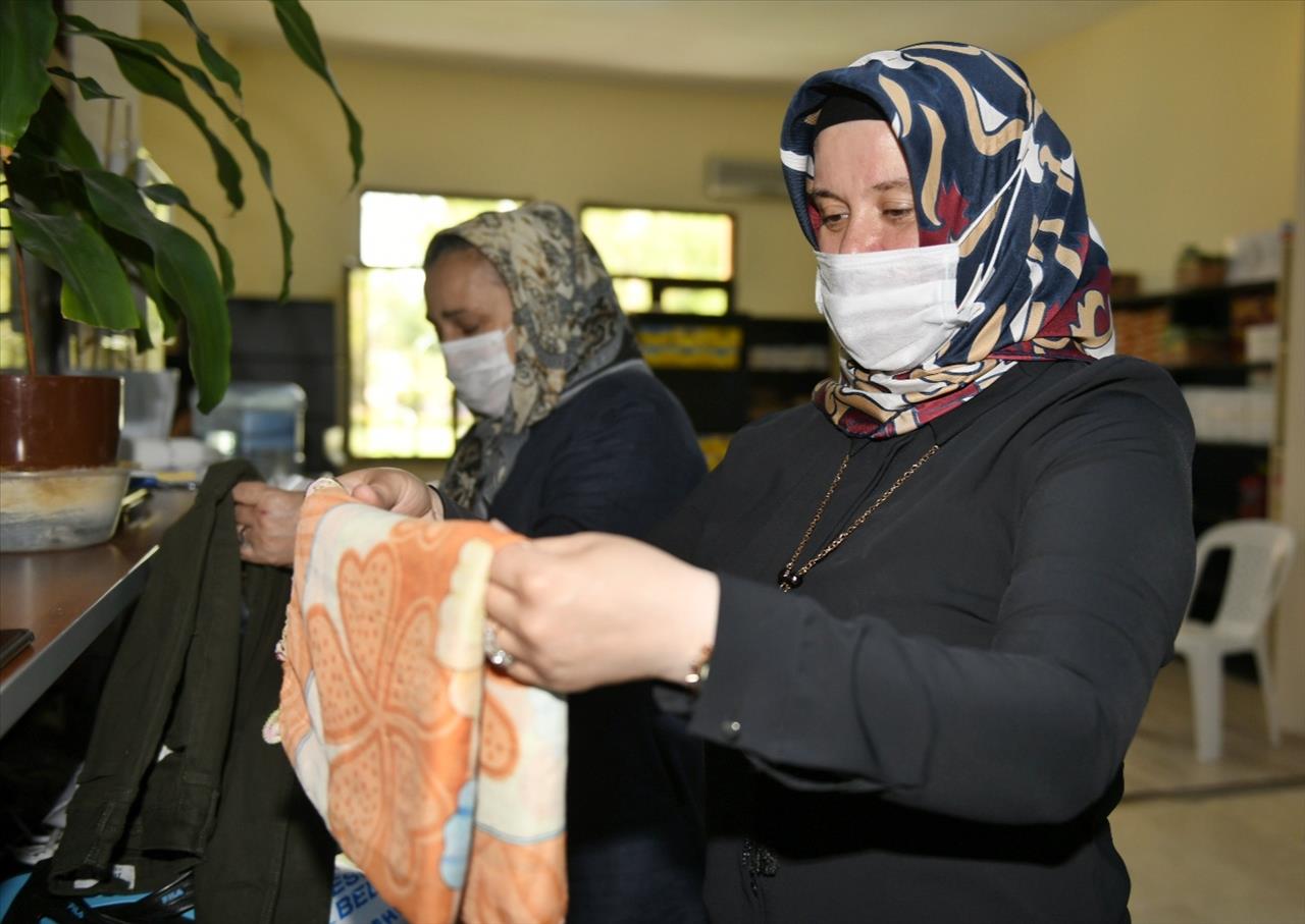 Esenyurt Belediyesi Sel Mağduru Vatandaşların Yanında