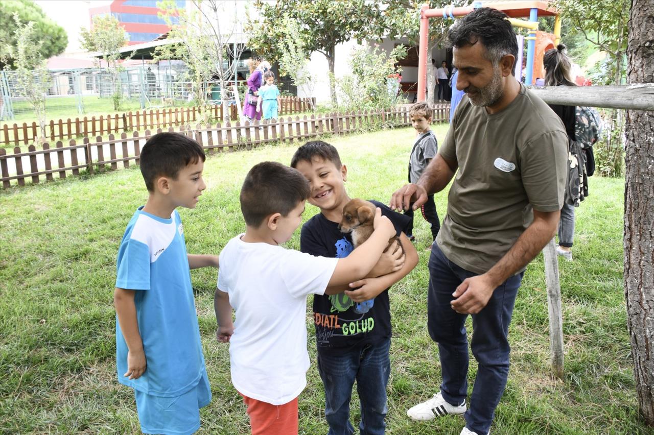 Sporcu Çocuklar Hayvanlarla Buluştu