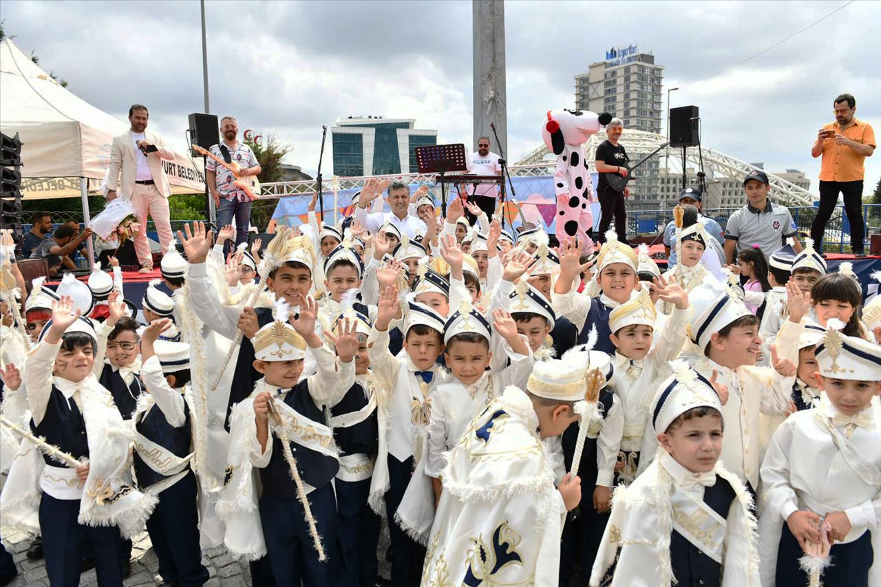 Esenyurt’ta Sünnet Şöleni