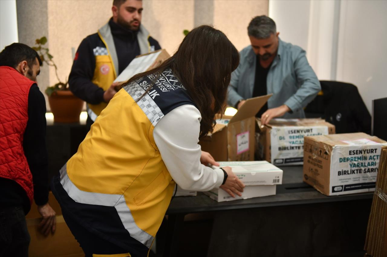 O Bölgeye İlaç ve Medikal Malzeme Desteği Sürüyor