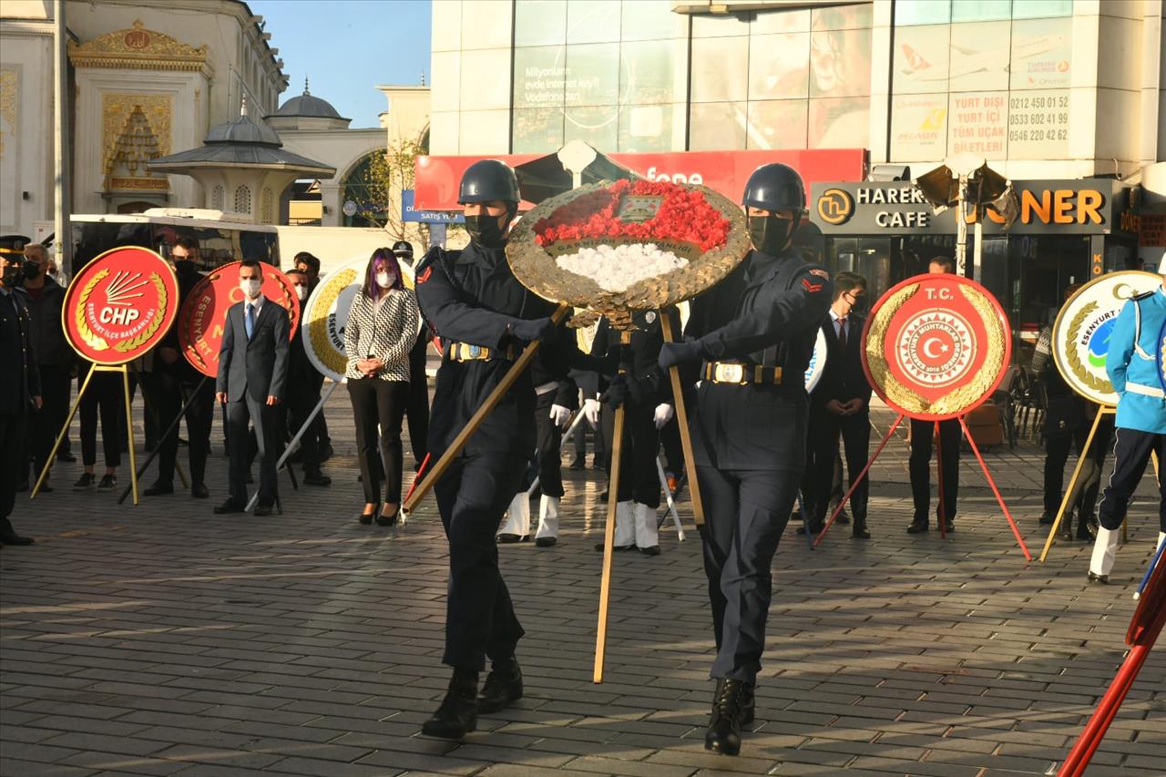 Esenyurt’ta 10 Kasım Atatürk’ü Anma Ve Çelenk Koyma Töreni