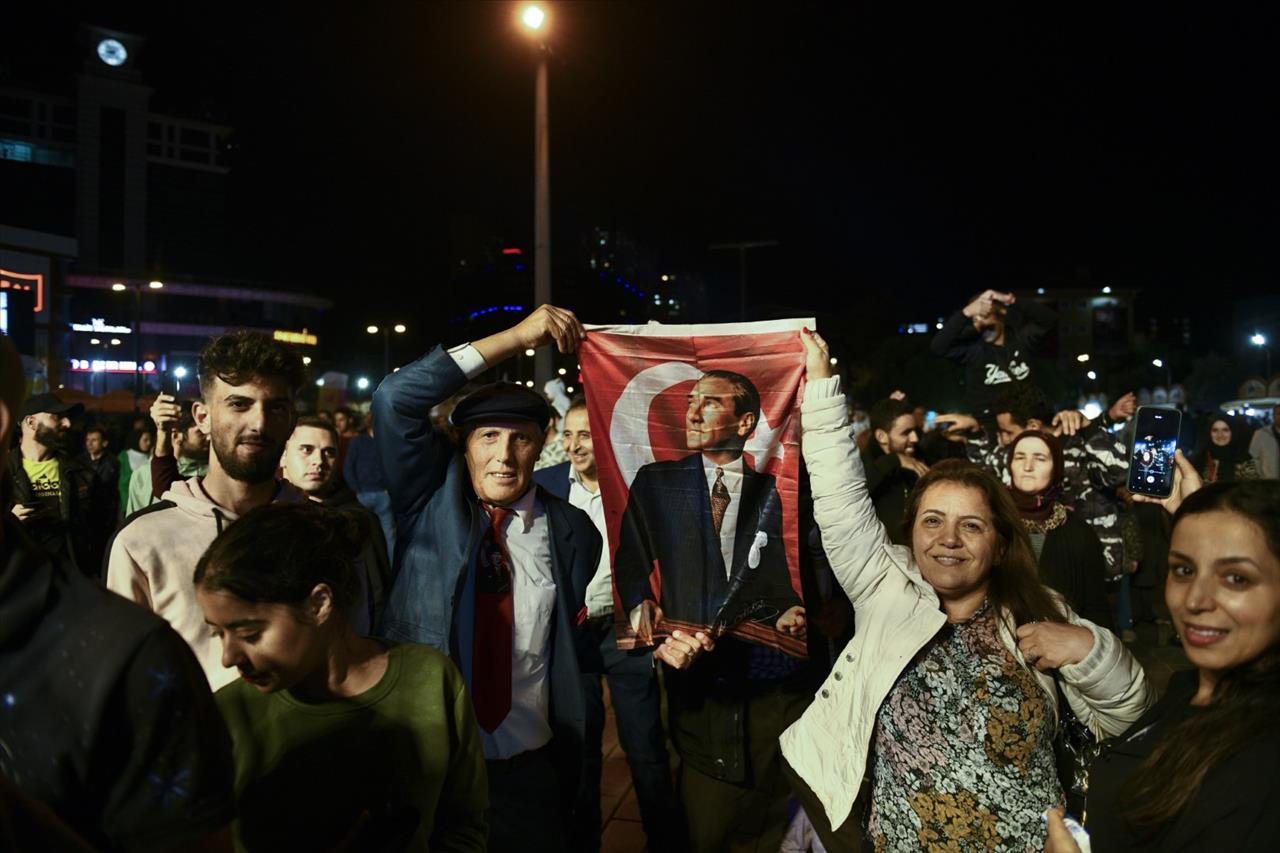 Ege ve Akdeniz’in Sıcaklığı Esenyurt’u Sardı