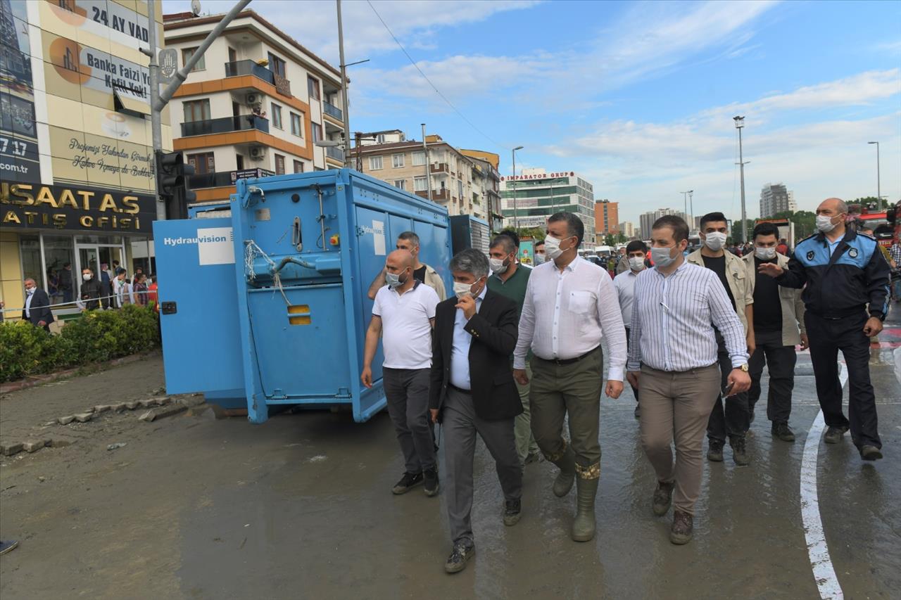 Esenyurt’ta Sel Baskınının Yaraları Sarılmaya Devam Ediyor