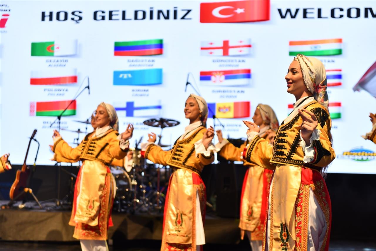 Festival Esenyurt’a Muhteşem Final