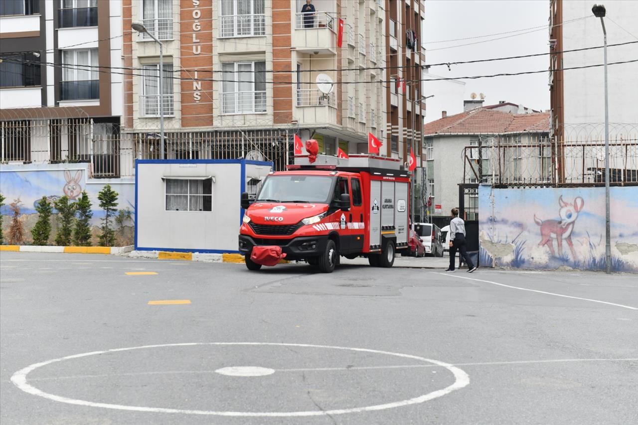 Öğrenciler Depreme Karşı Bilinçleniyor