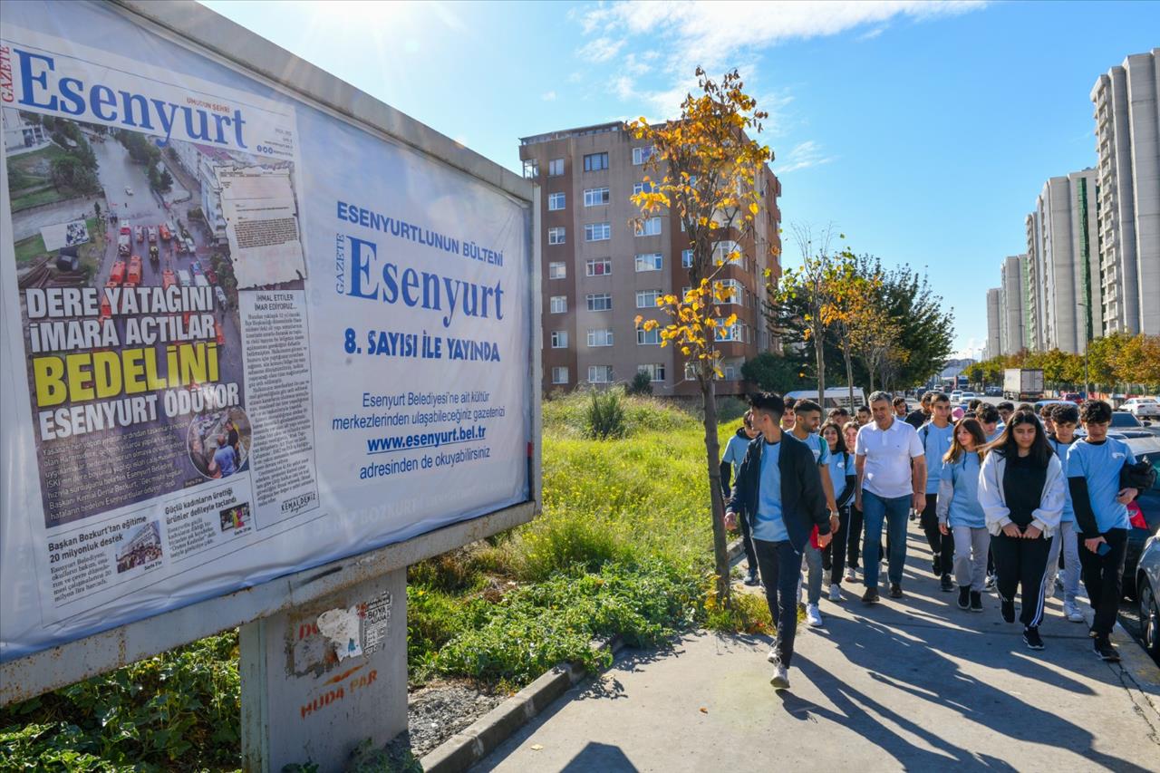 Başkan Bozkurt'tan Gençlerle Farkındalık Yürüyüşü