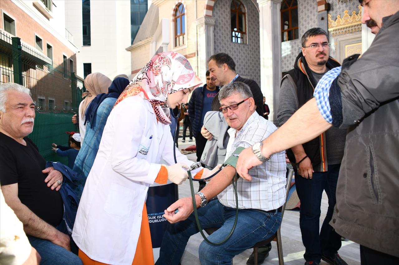 Esenyurt Belediyesi’nden ücretsiz sağlık kontrolü