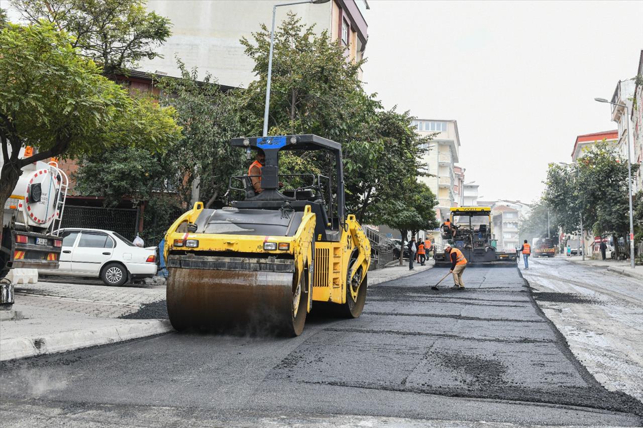 Esenyurt’ta Asfalt Çalışmaları Devam Ediyor