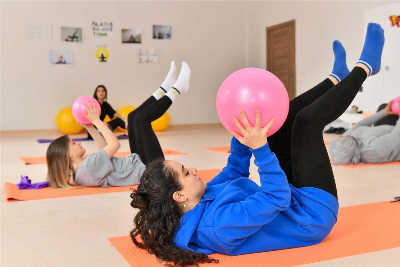 Kadınlar Günün Stresini Burada Atıyor