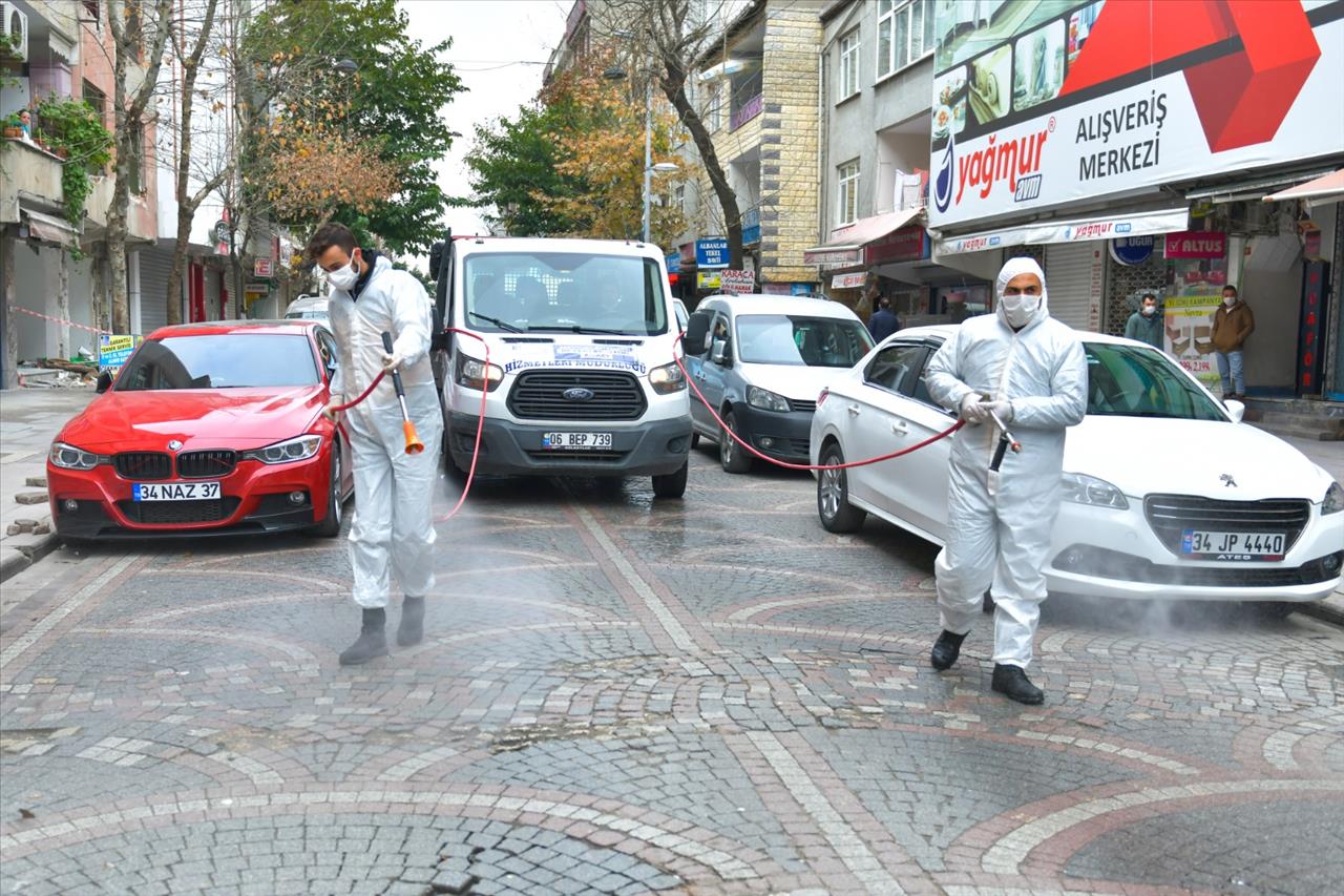 Esenyurt’ta Bando Takımı Eşliğinde Dezenfeksiyon