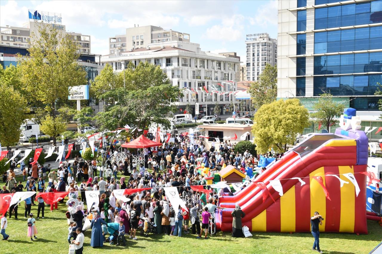 Esenyurtlu Minikler Sünnet Şöleninde Gönüllerince Eğlendi