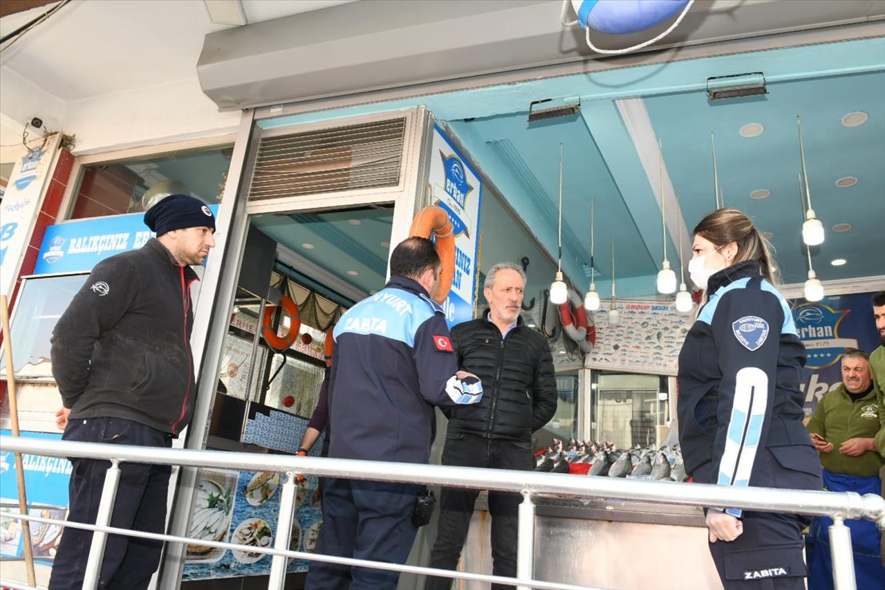 Esenyurt'ta Zabıtadan Masa ve Mangal Denetimi