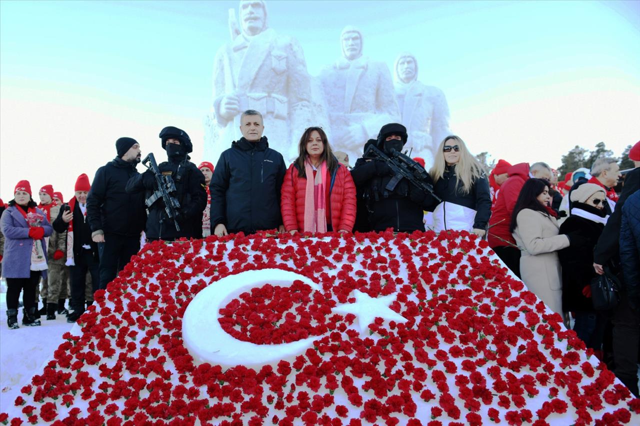 Sarıkamış Şehitleri Anıldı