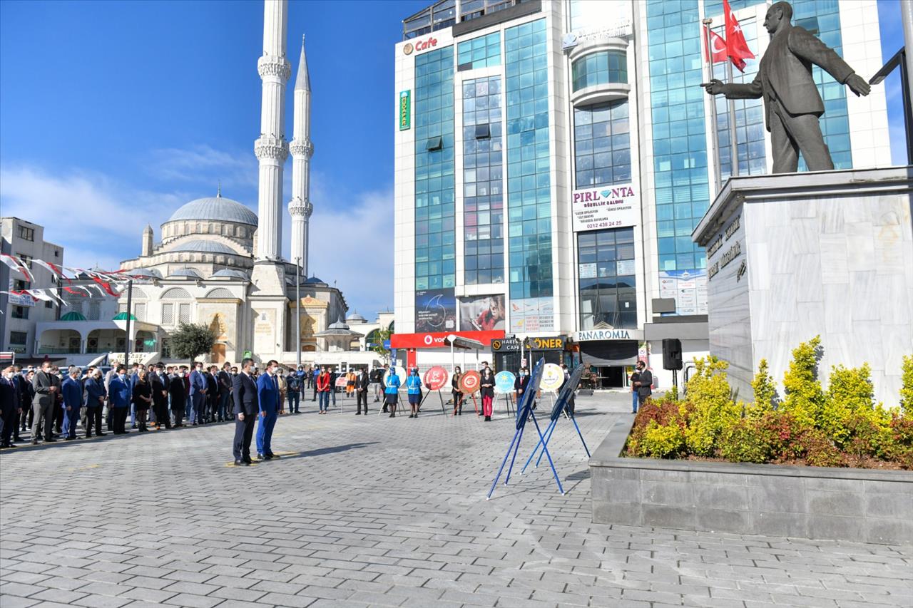 Başkan Bozkurt,  23 Nisan Kutlamalarına Katıldı