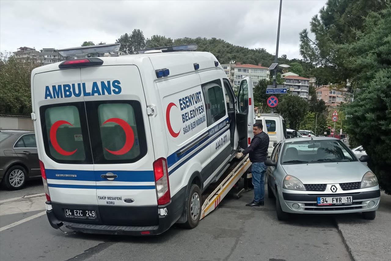 Esenyurt Belediyesi’nin Hasta Nakil Ambulansı Yine Haczedildi