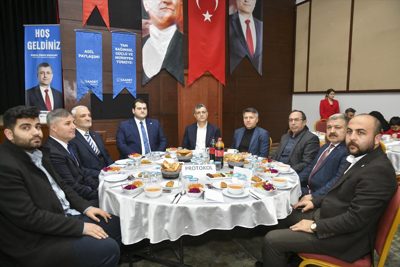 Başkan Bozkurt: Bir Arada Durmak Bizi Aydınlık Yarınlara Taşıyacak