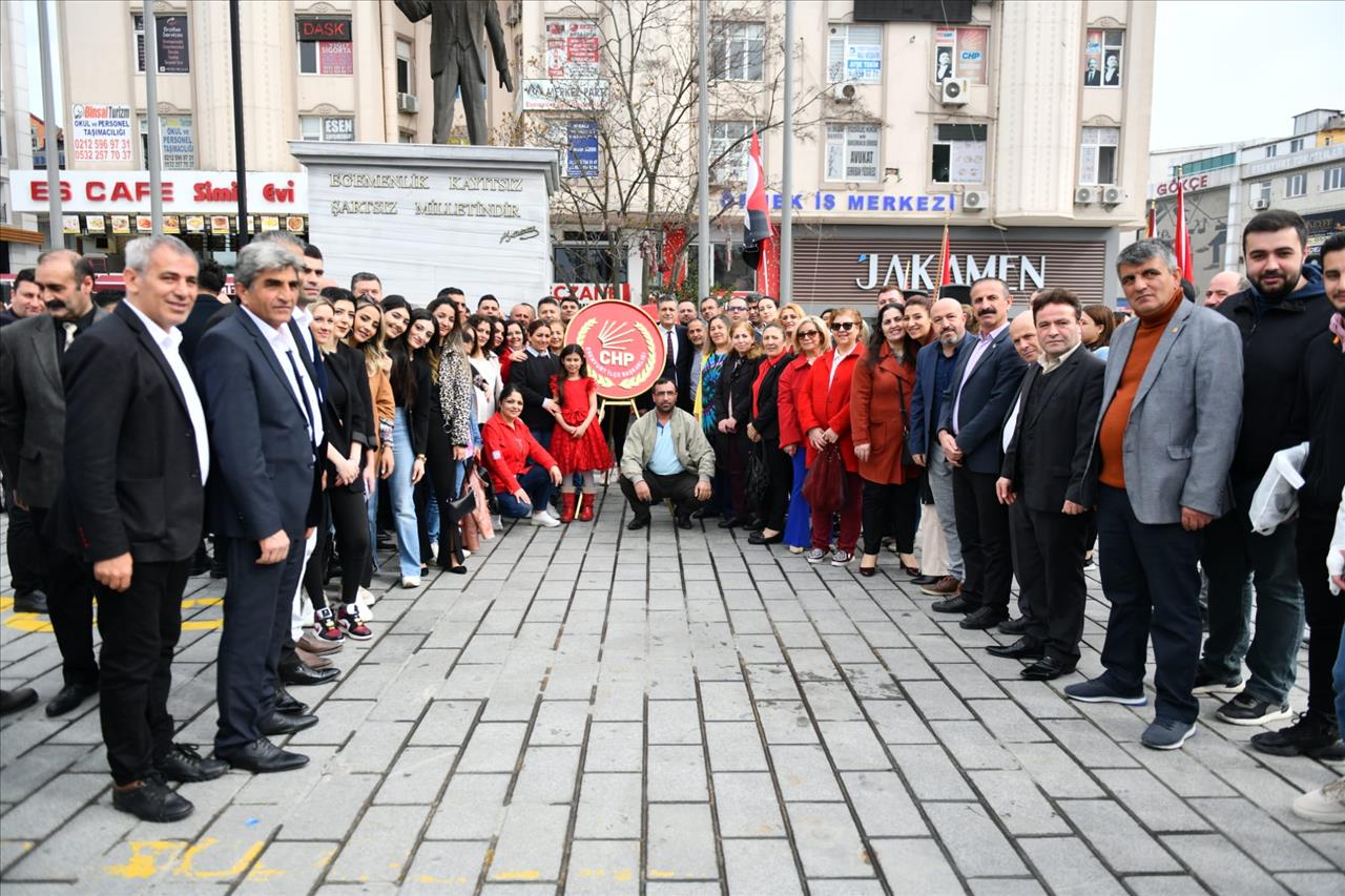 Başkan Bozkurt, 23 Nisan Kutlamalarına Katıldı