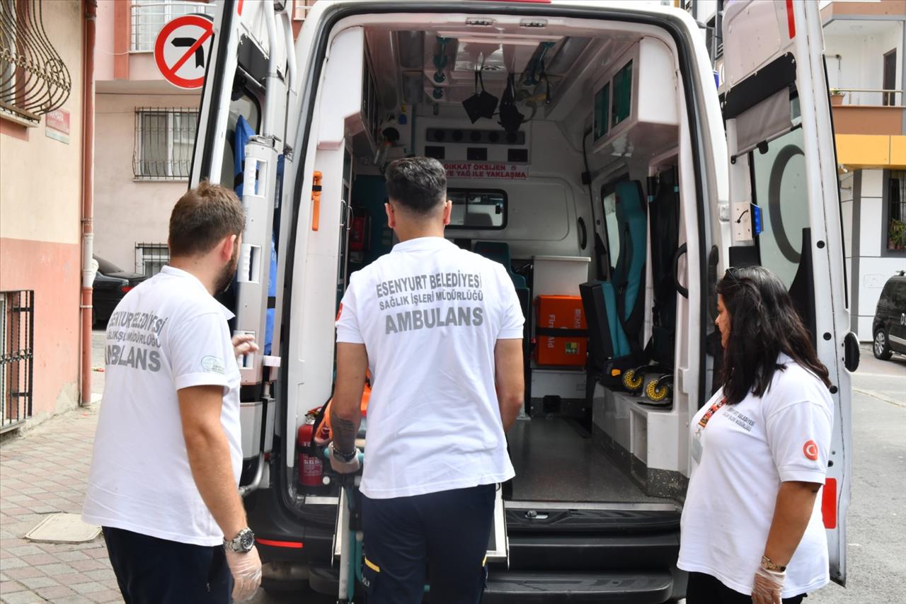 Yılda 8 Bin Hastaya Ambulans Hizmeti Veriliyor