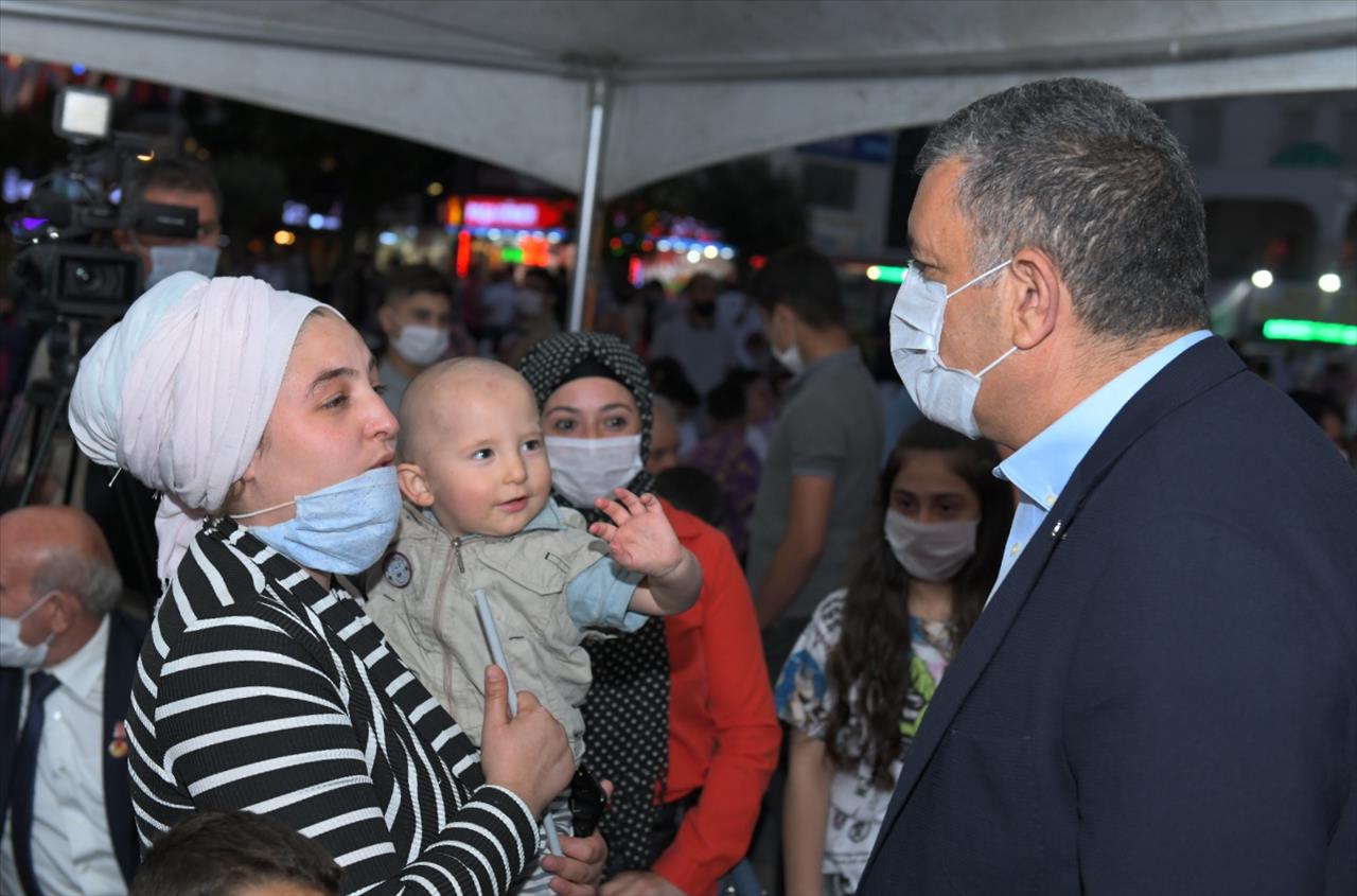 Esenyurt Meydanı’nda 15 Temmuz Anması