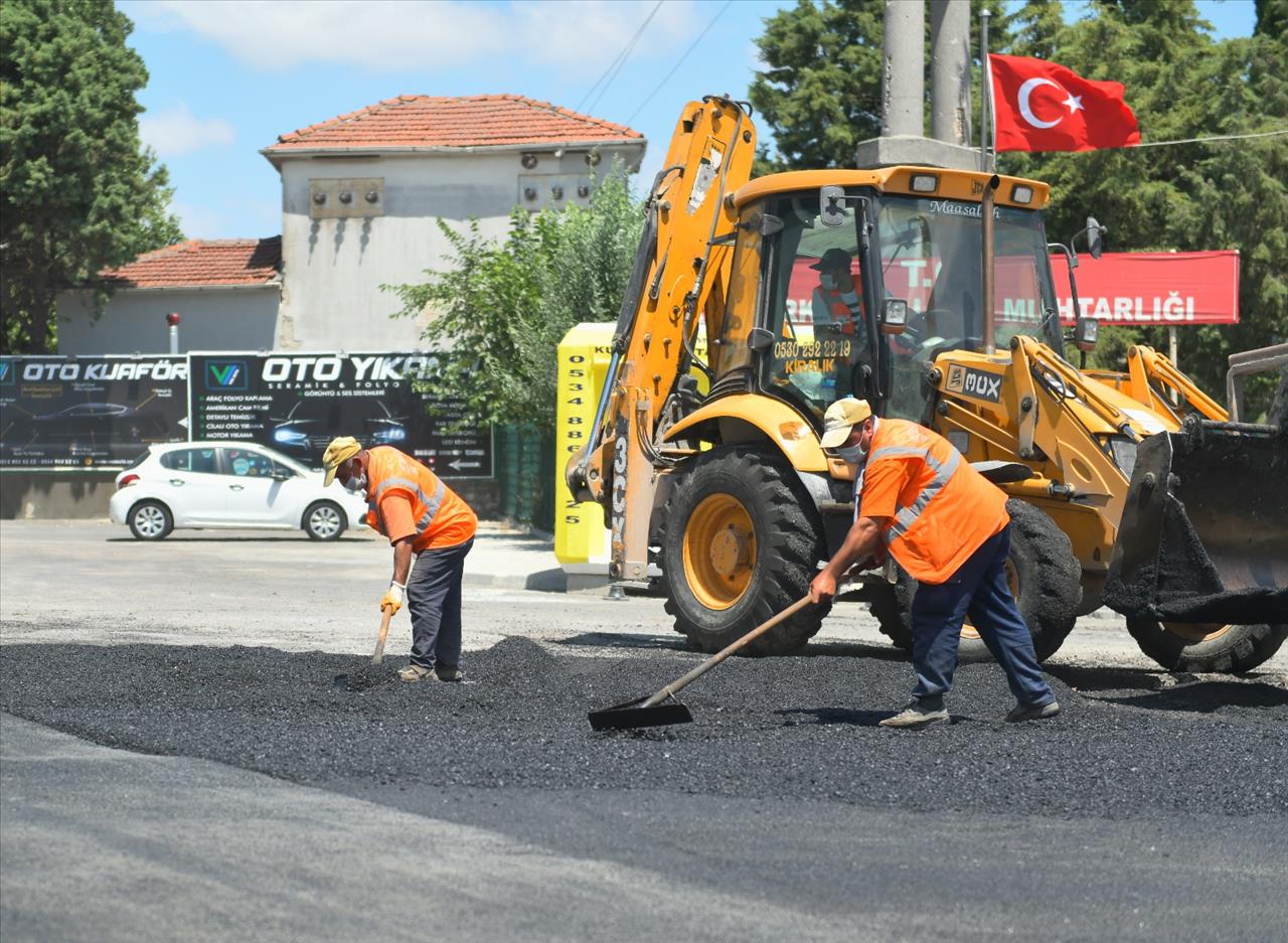 Esenyurt’un Yolları Yenileniyor