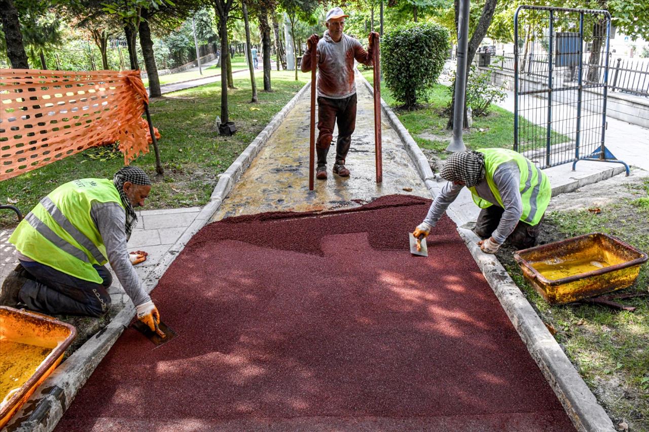 Atatürk Yürüyüş Parkı’nın Yolları Yenilendi