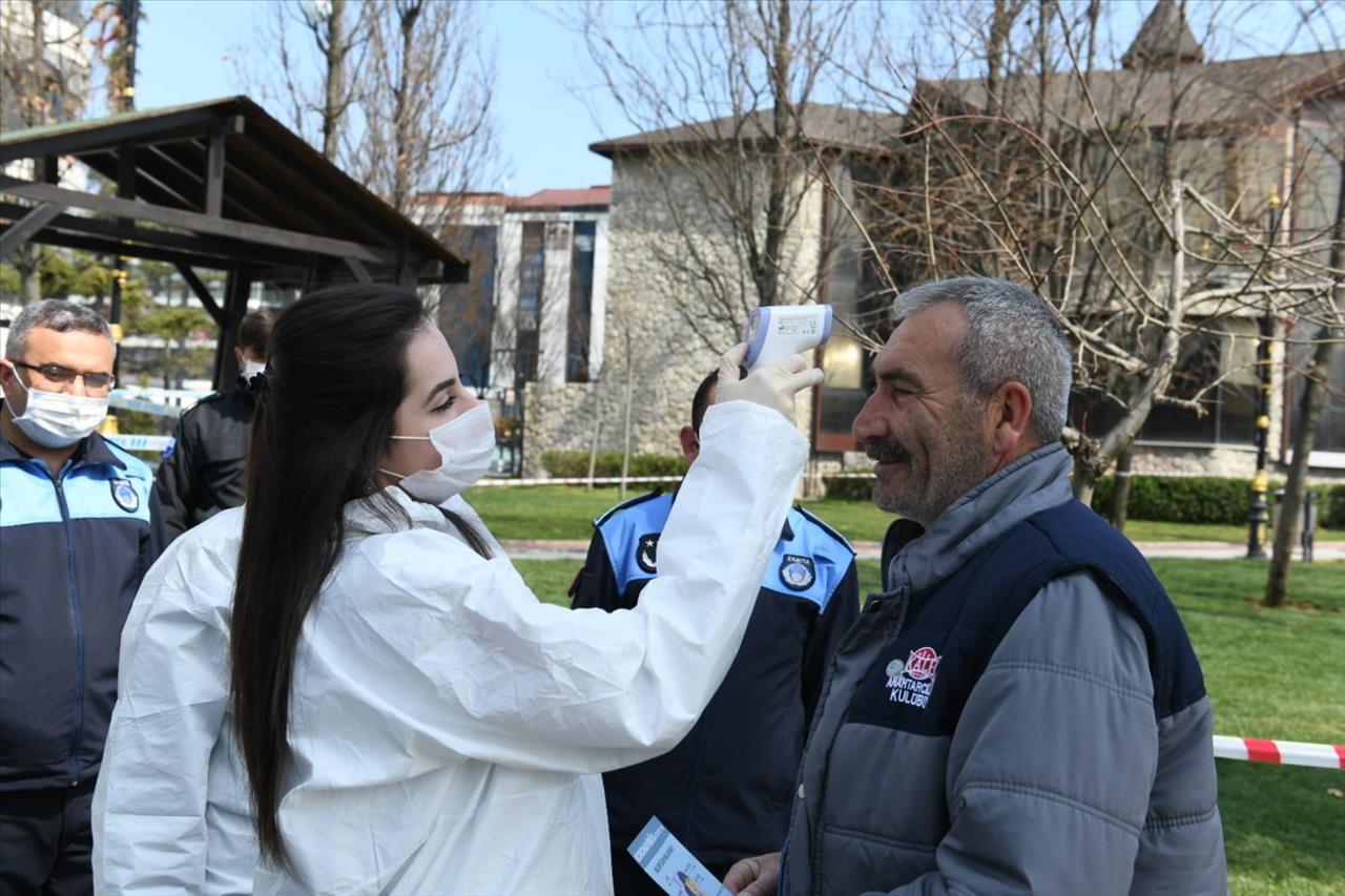 Esenyurt Belediyesi, Yaşlı ve Hastaların Ayağına Gitti