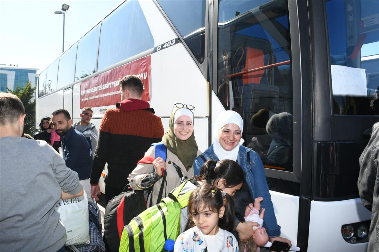 134 Suriyeli Daha Esenyurt’tan Ülkelerine Döndü