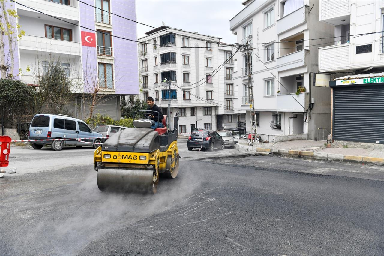 Esenyurt’ta Cadde Ve Sokaklar Yenileniyor